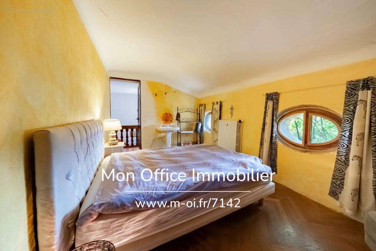 Référence : 7142-CCH - Maison 11 pièces - photo 16