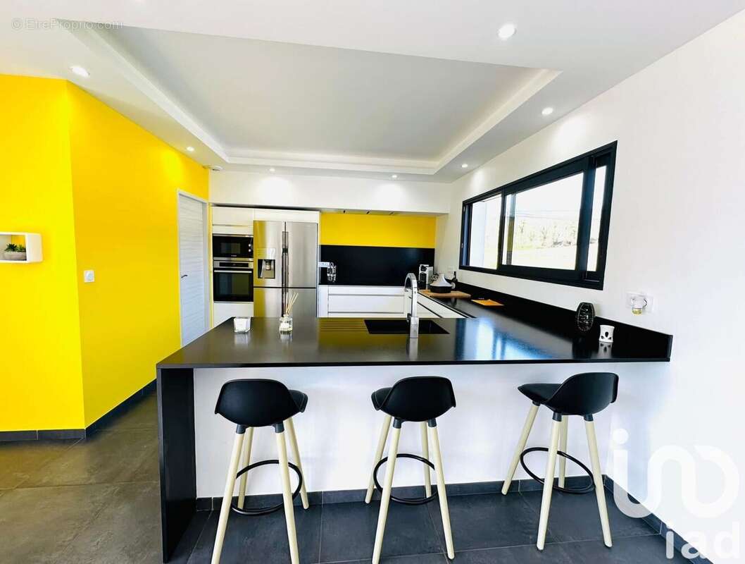 Photo 2 - Maison à SERRES-SAINTE-MARIE