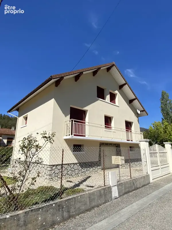Maison à LES ECHELLES