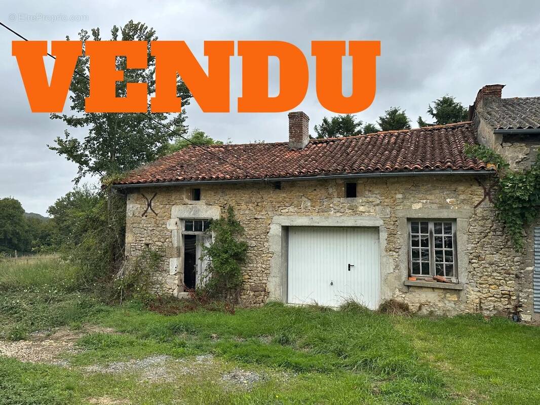 Maison à MAUPREVOIR