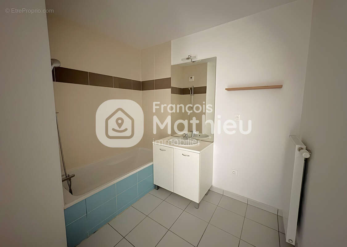 Appartement à SAINT-ANDRE-DE-CORCY