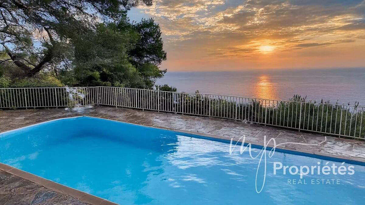 Maison à LA CROIX-VALMER