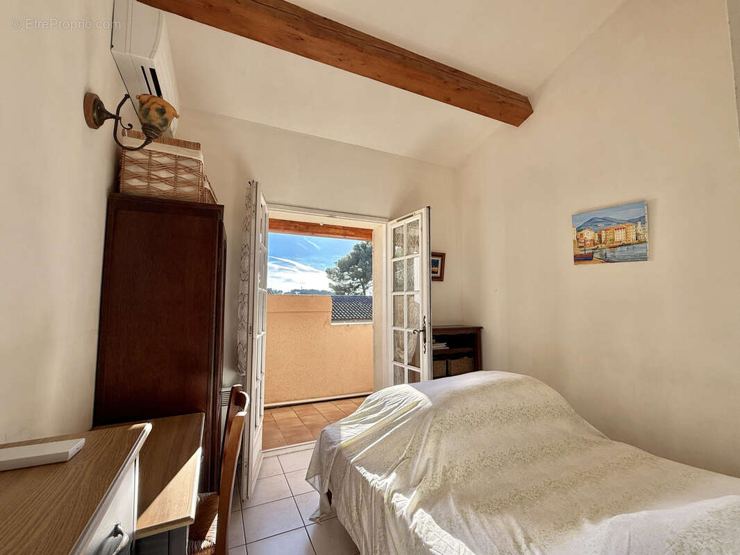 Maison à SIX-FOURS-LES-PLAGES