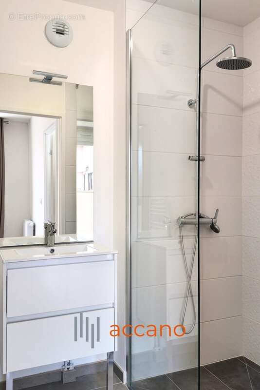 Appartement à CRAPONNE