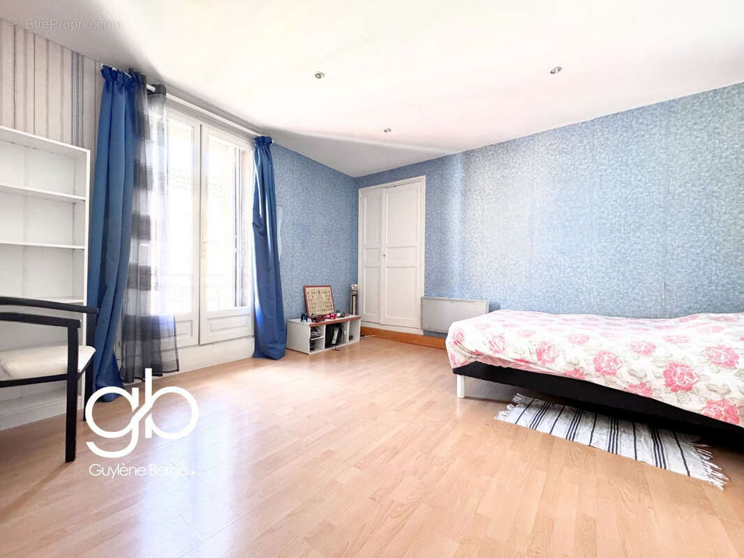 Maison à SAINT-GERVAIS-SUR-MARE