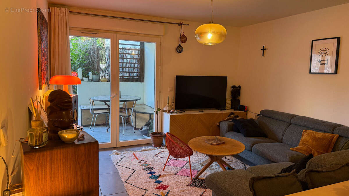 Appartement à MARSEILLE-13E