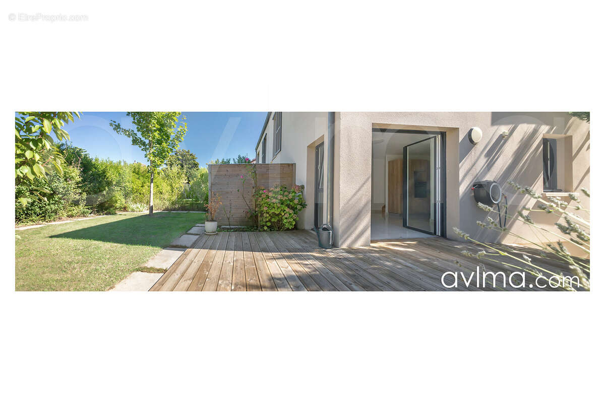 Maison à FEUCHEROLLES