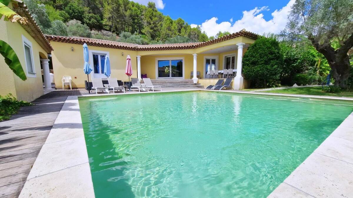 Photo 1 - Maison à SOLLIES-PONT