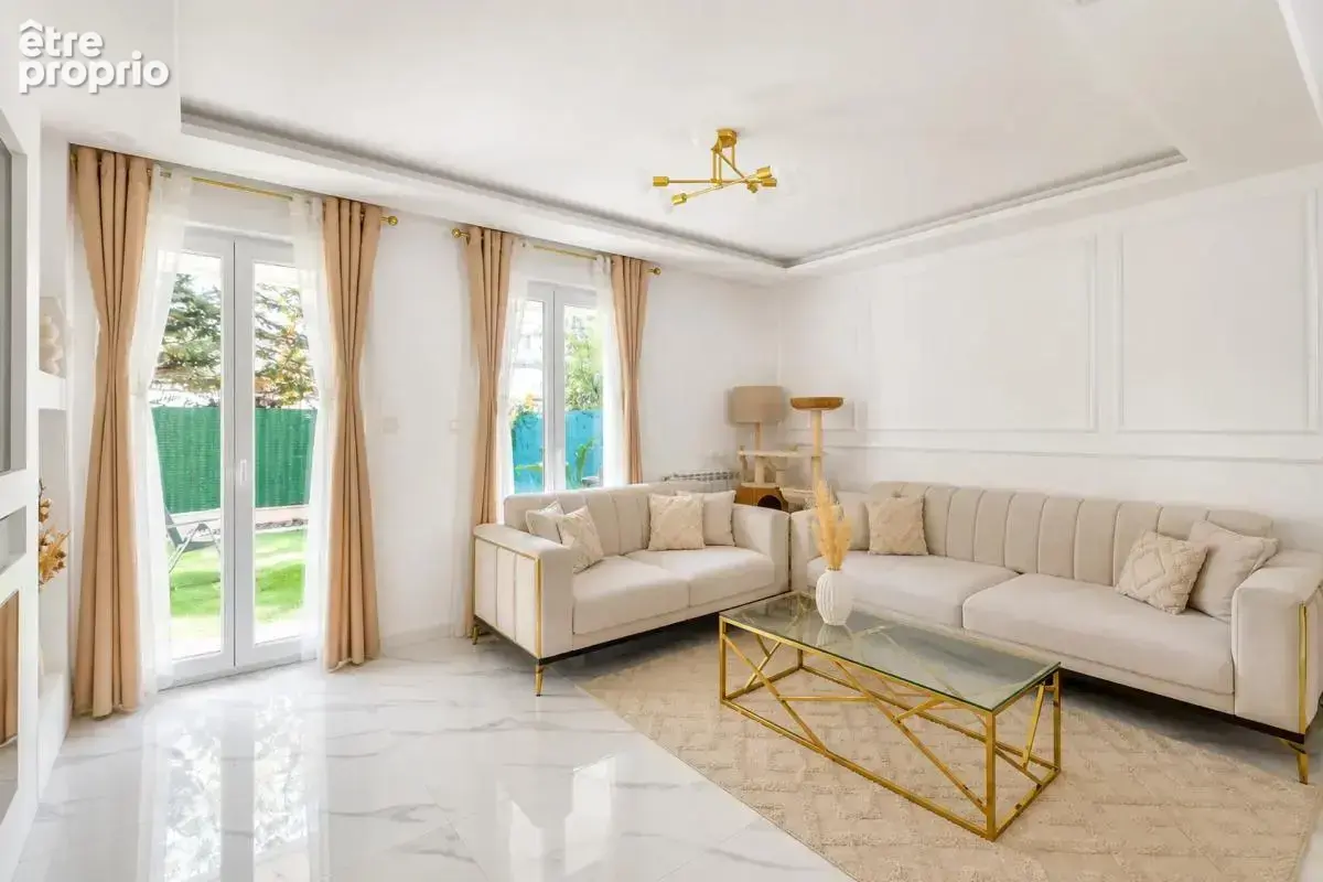 Appartement 3 pièces de 63 m² à Vénissieux - photo 2