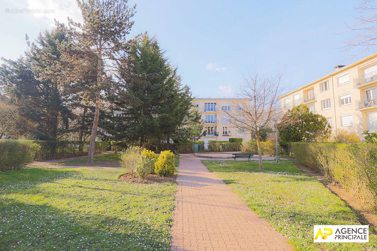 Appartement à MAISONS-LAFFITTE