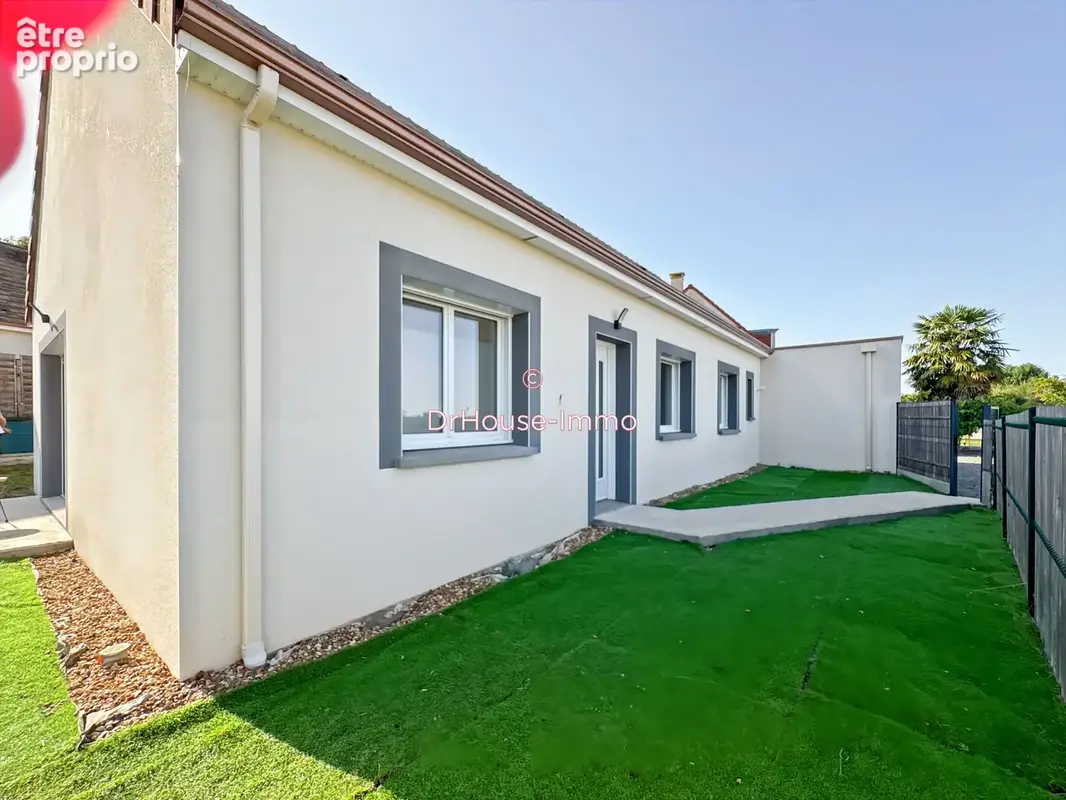 Maison 5 pièces 112 m² à vendre à La Suze-Sur-Sarthe (72210) - photo 2