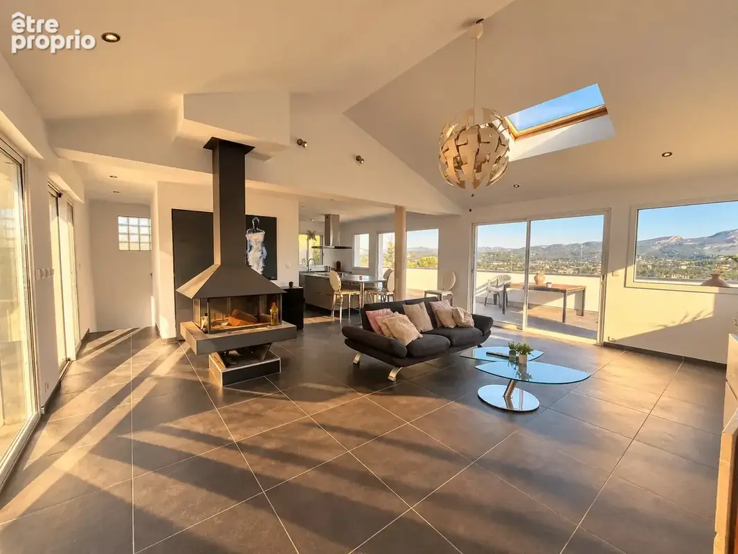 Maison 200 m2 avec vue sur Marseille   Calme absolu   Fort potentiel   La Millière - photo 15
