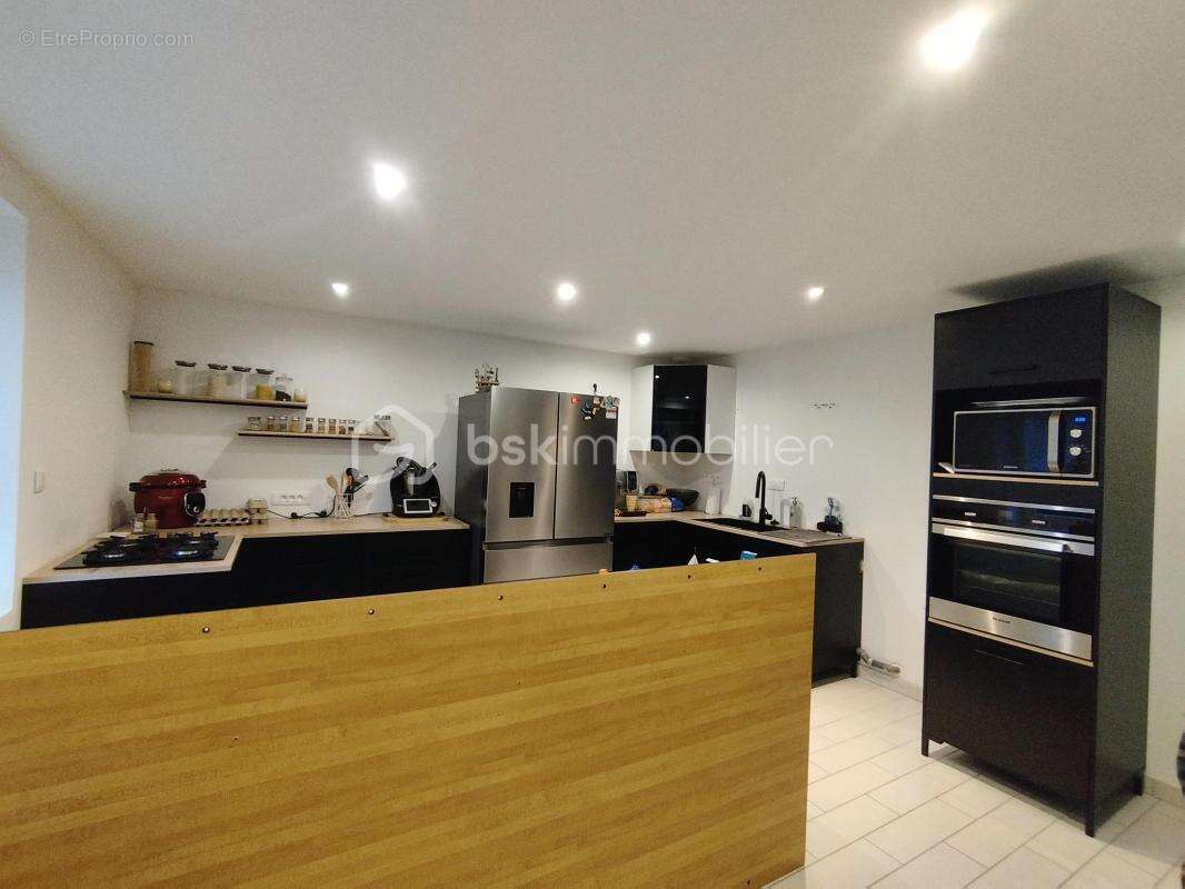 Maison à CHATEAUNEUF-SUR-SARTHE