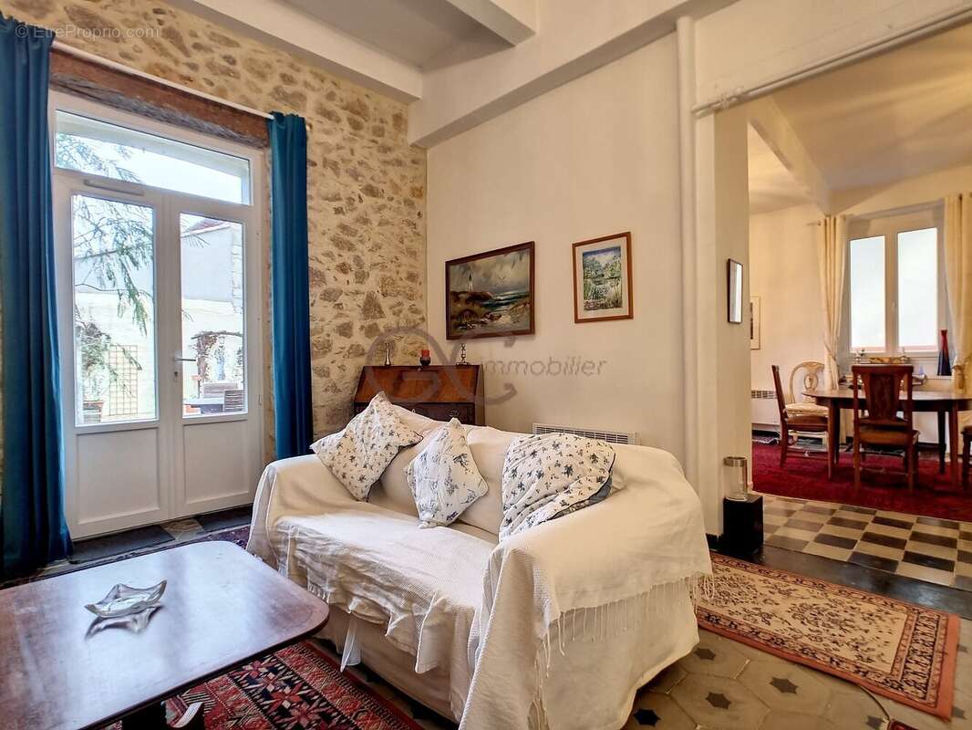 Maison à CESSENON-SUR-ORB