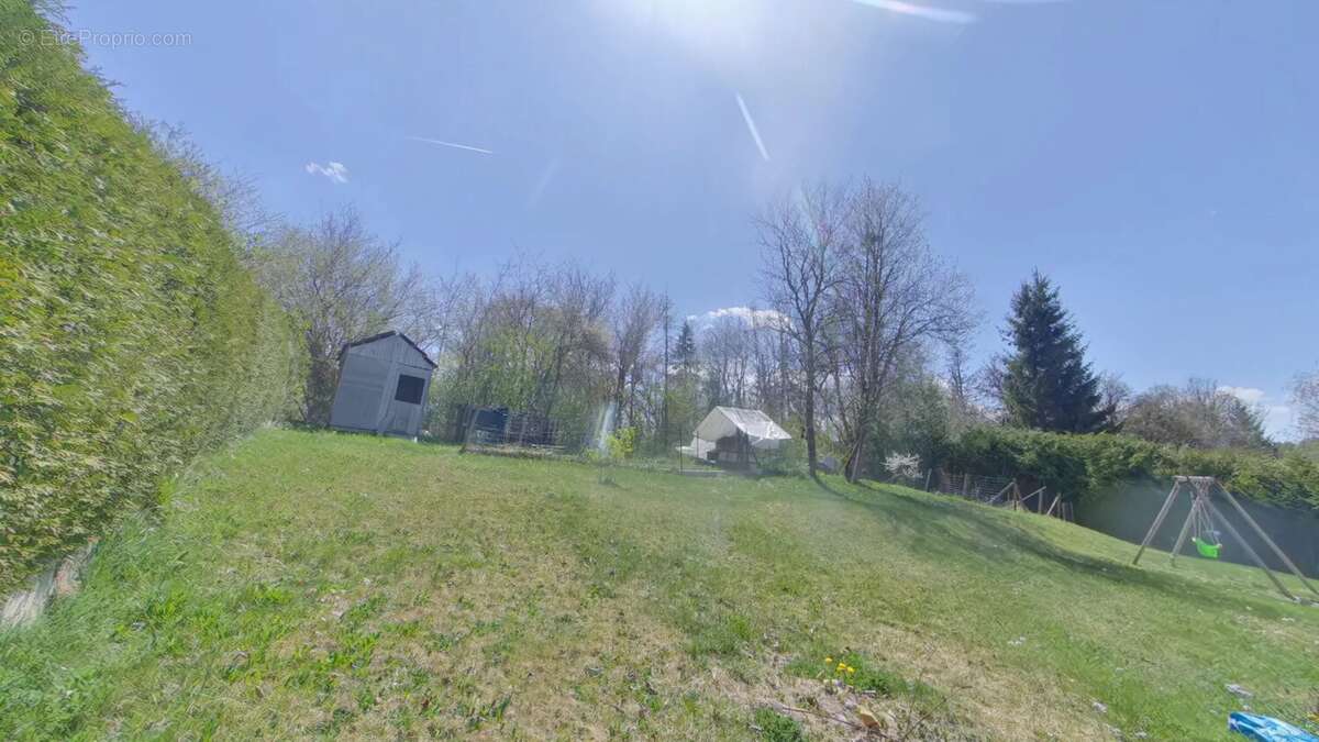 Maison individuelle avec belle superficie et parcelle - photo 2