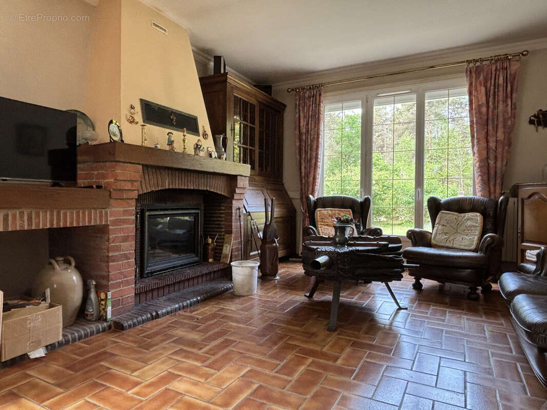 Maison à VIENNE-EN-VAL