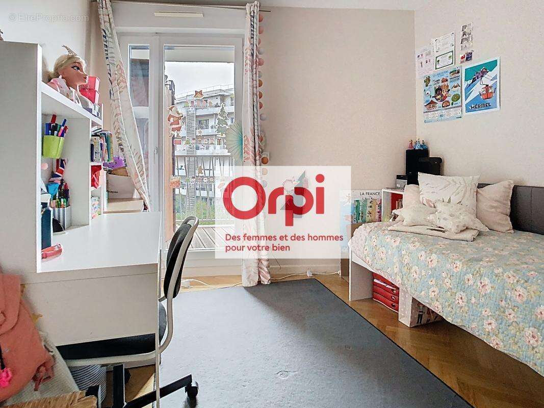 Appartement à ISSY-LES-MOULINEAUX