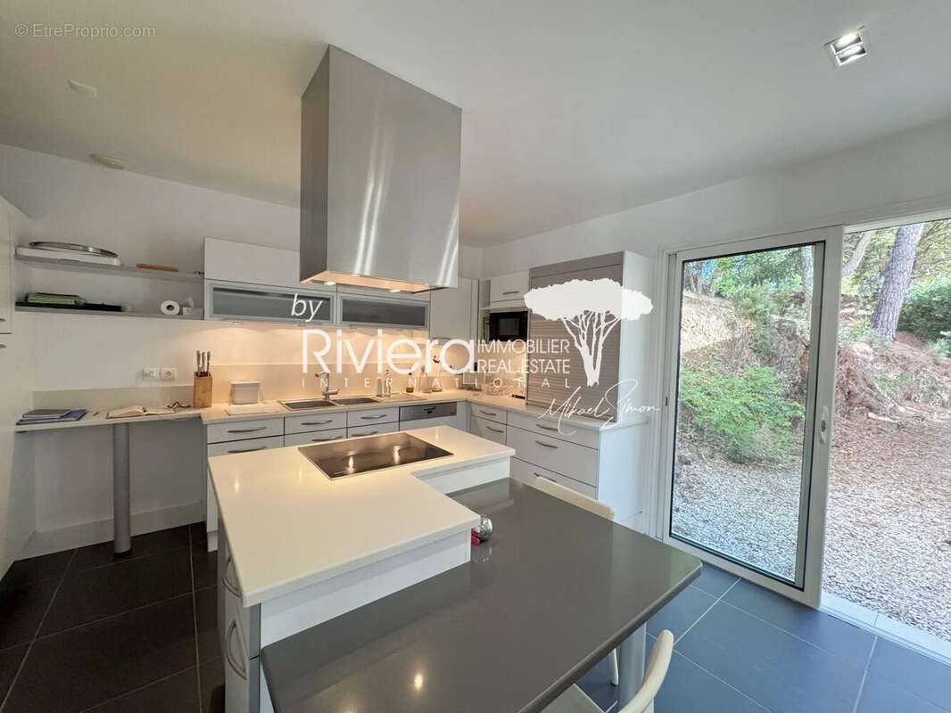 Maison à LA CROIX-VALMER