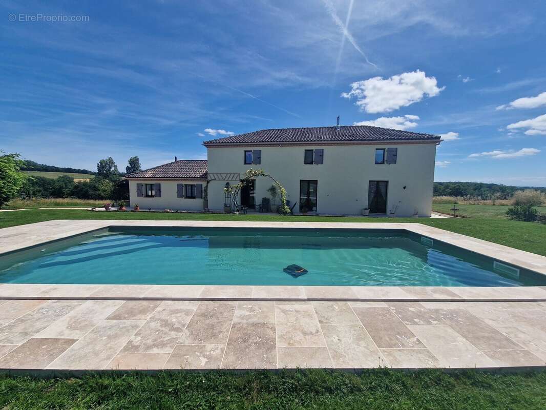 Maison à CANCON