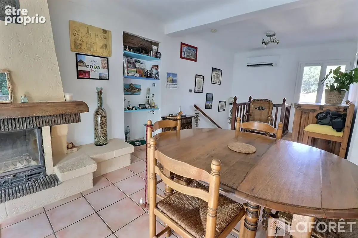 Maison à La Londe-Les-Maures familiale ou à diviser - photo 2