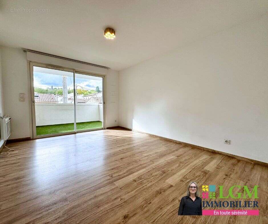 Appartement à NIMES