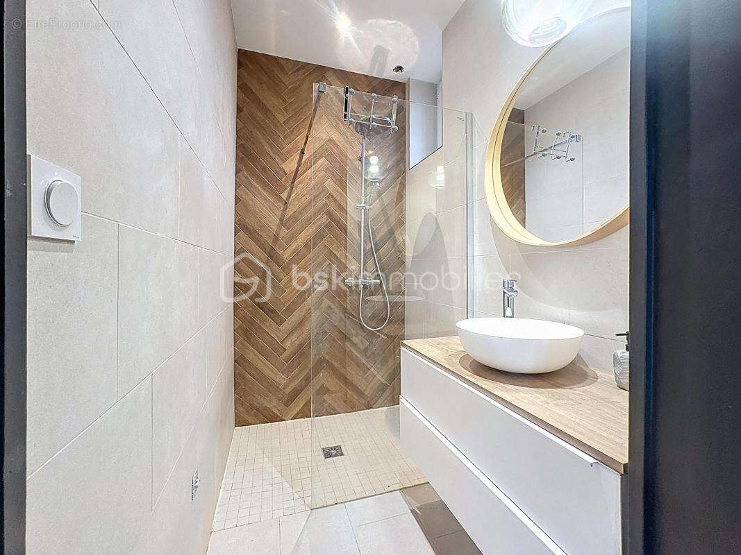 Maison à CRECY-LA-CHAPELLE