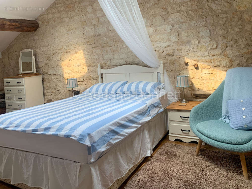 Maison à SAUZE-VAUSSAIS