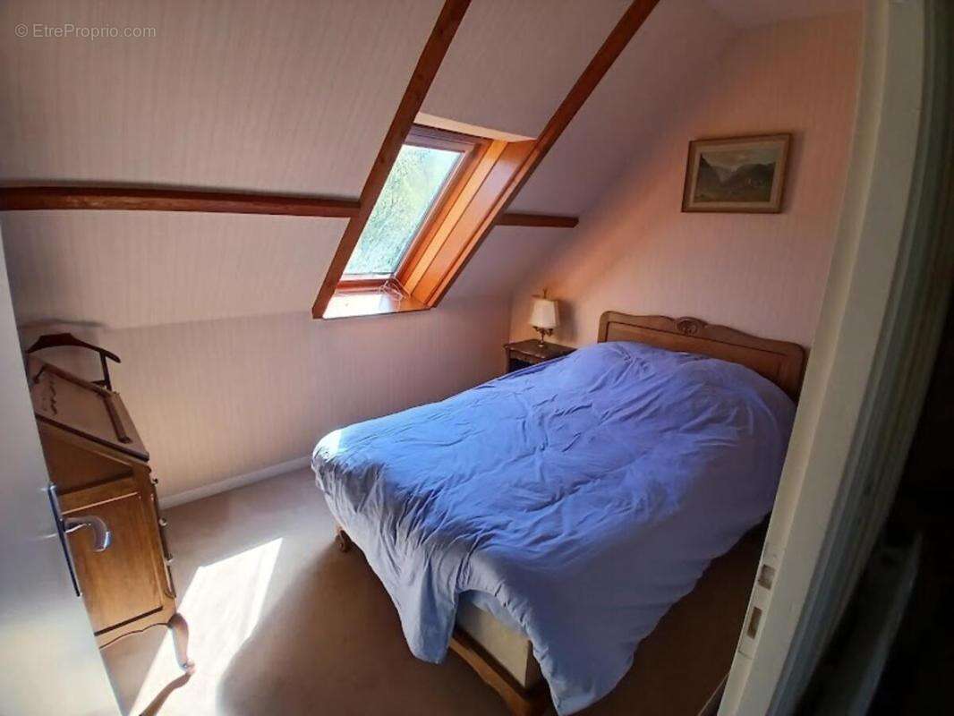 Maison à ESTREE-WAMIN