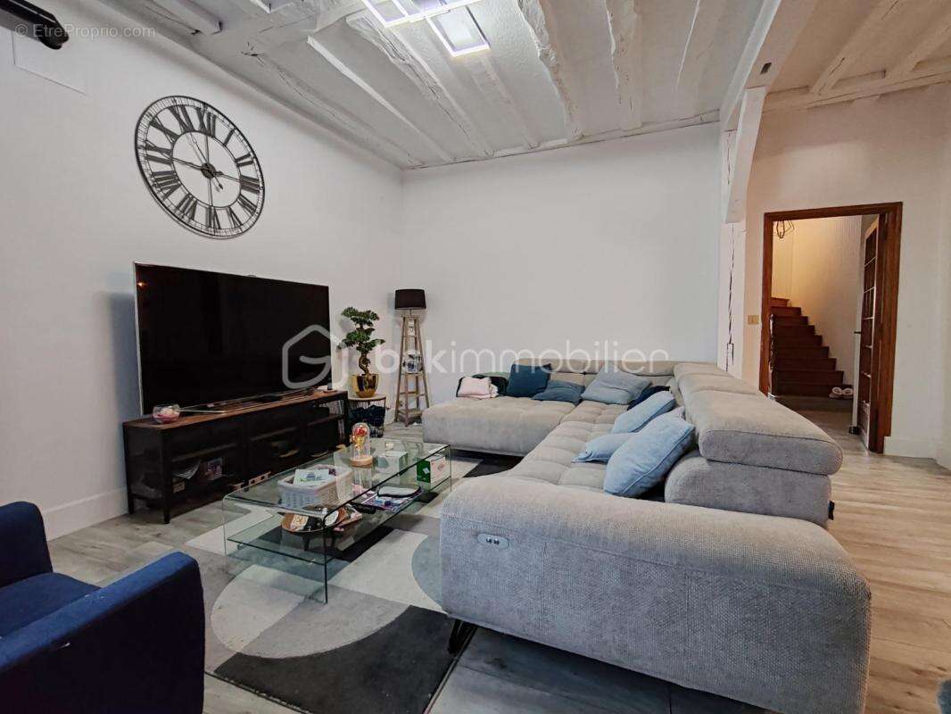 Maison mitoyenne rénovée de 155m² - photo 5