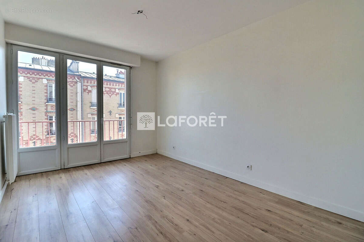 Appartement St Ouen 3 pièce(s) 57.85 m2 - photo 7
