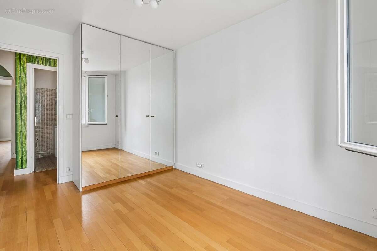 Appartement à SAINT-MAUR-DES-FOSSES