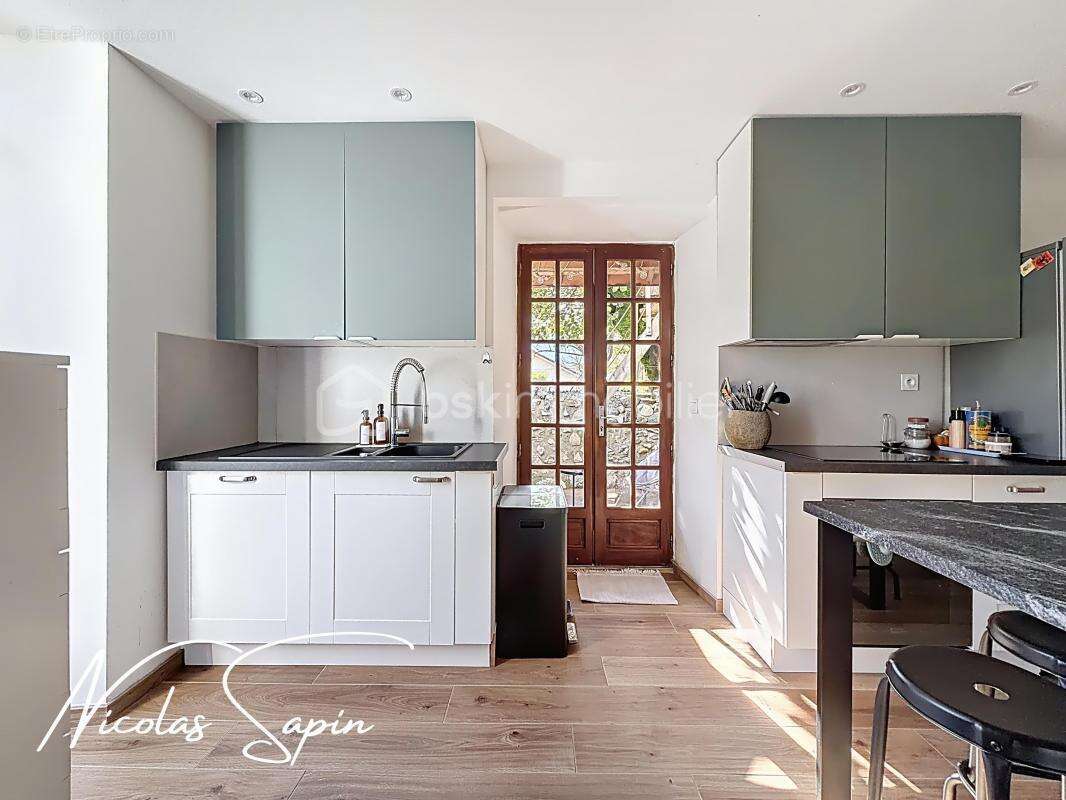 Appartement à VARCES-ALLIERES-ET-RISSET