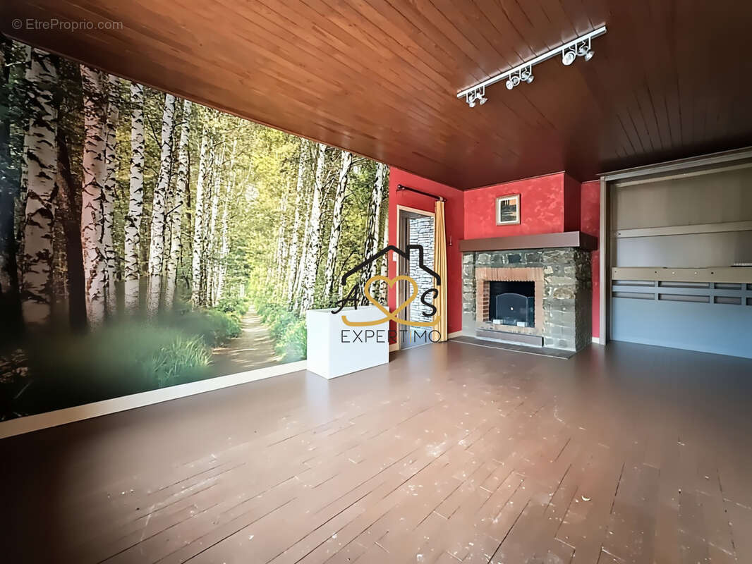 Petite maison avec dépendances - Parcelles boisées et Pré - photo 4