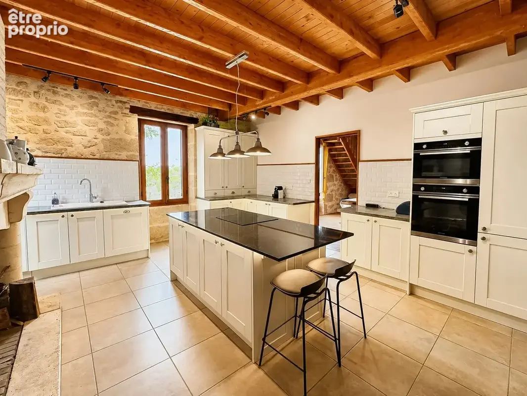 Maison 200 m² à Agen  - photo 4