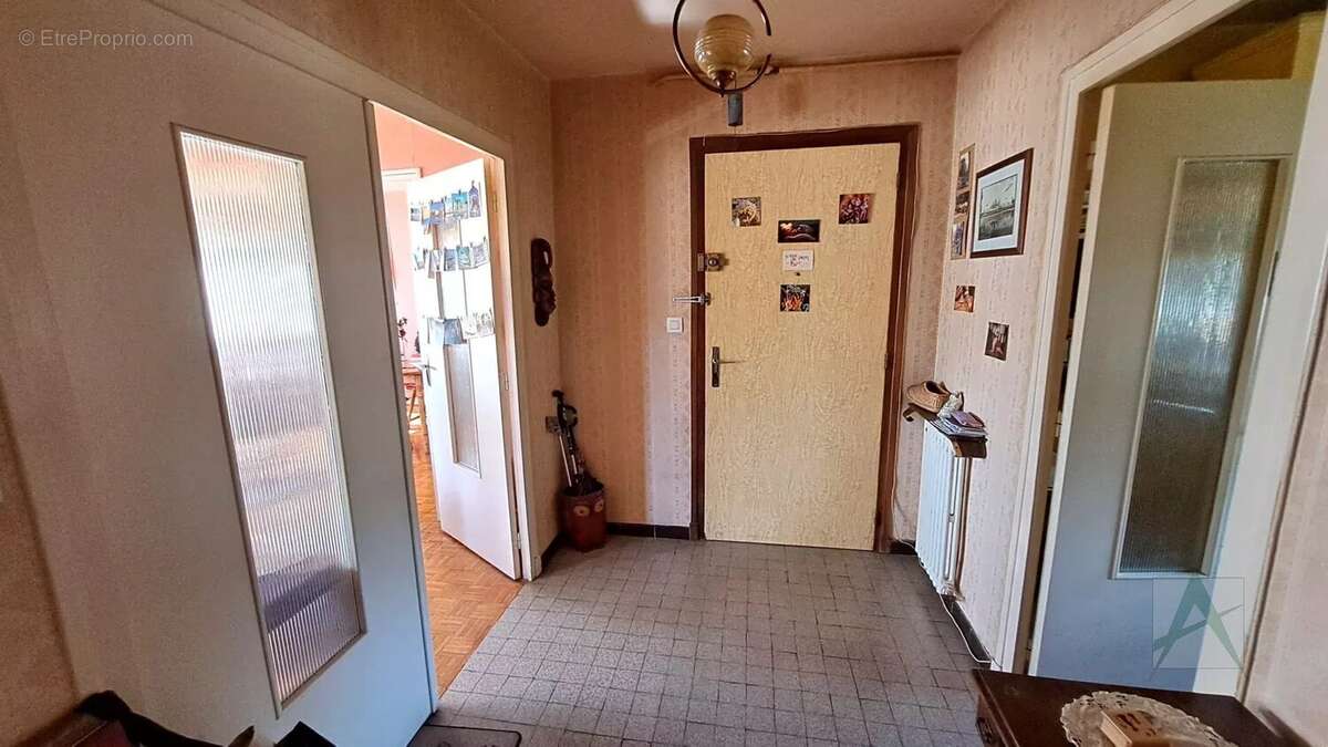 Appartement à BARBERAZ