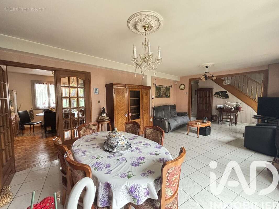 Photo 3 - Maison à VILLIERS-SUR-MARNE