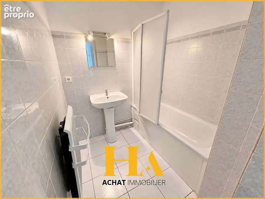 À vendre - appartement t2 de 45 m² avec parking - centre-ville de perpignan ( dept 66) - photo 7