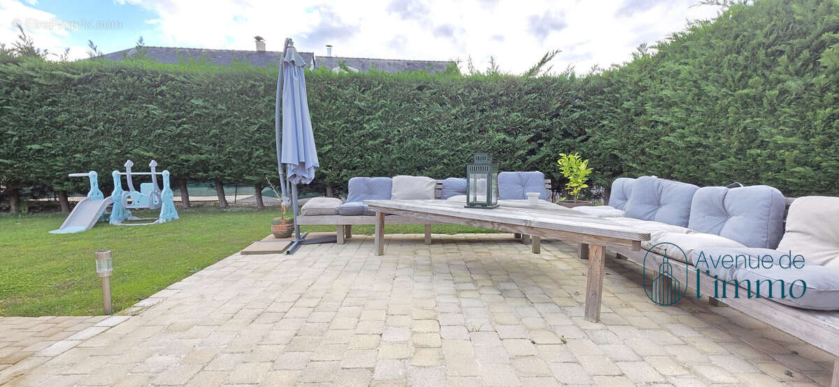 Maison à SAINT-JEAN-DE-LINIERES