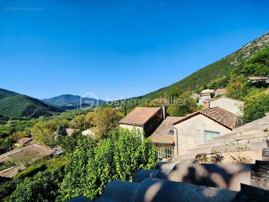 Maison à COLOMBIERES-SUR-ORB