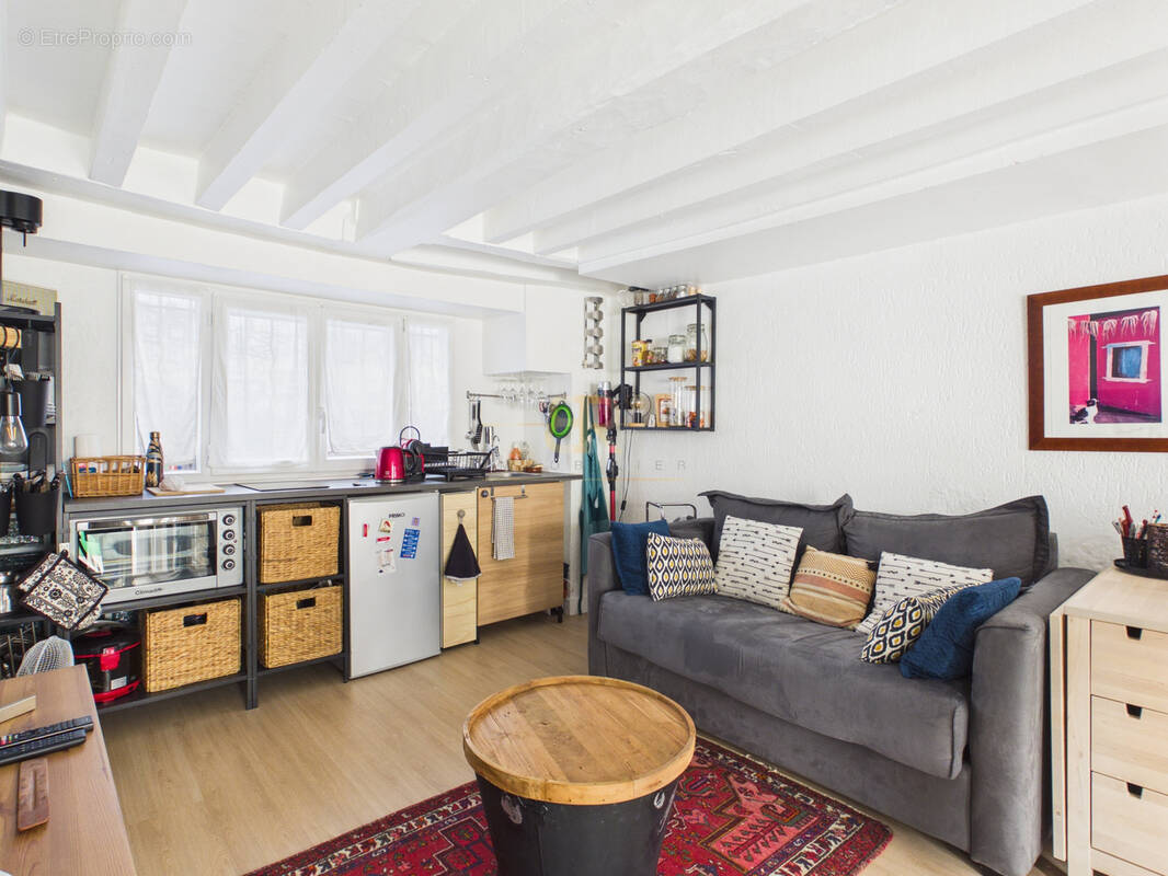 Appartement à PARIS-10E