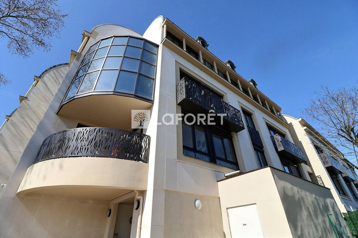 Appartement à RUEIL-MALMAISON