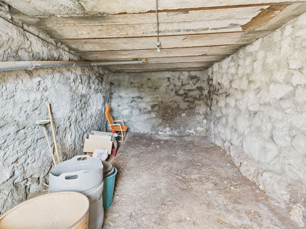 Maison à VEREL-PRAGONDRAN