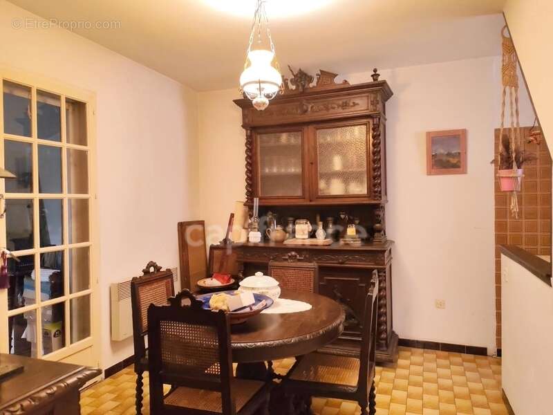 Maison en pierre de caractère au Sambuc – 3 chambres, terrasse et charme authentique en Camargue - photo 6