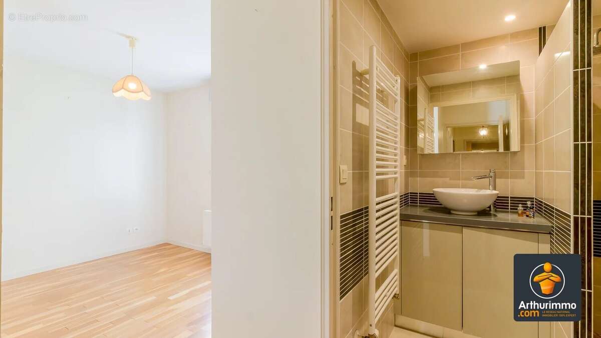 Appartement à CRAPONNE