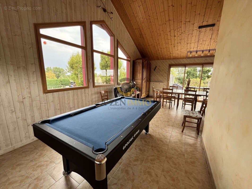 Maison à ARGENTON-CHATEAU