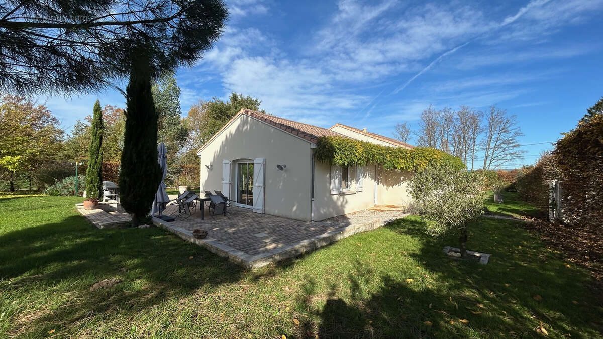 Maison à ORLEAT