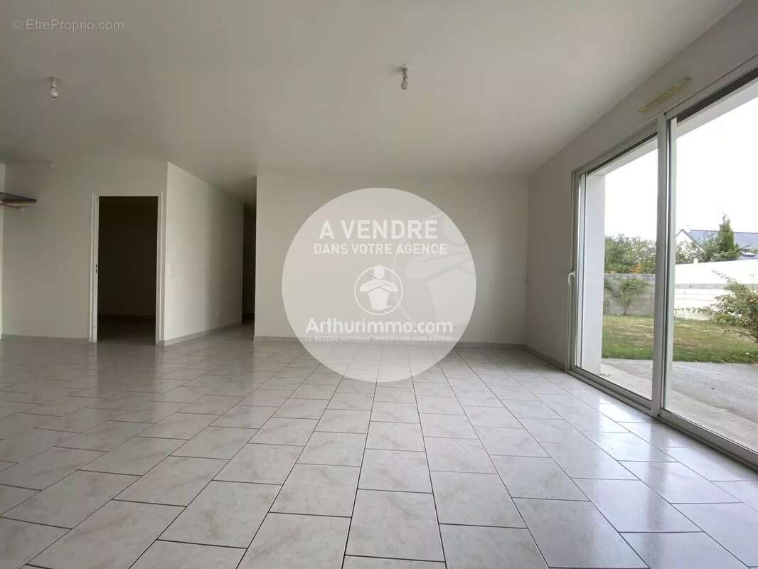 Quartier résidentiel, plain-pied à 500 m du centre bourg - photo 2