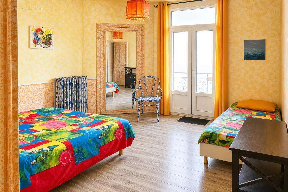 Maison à LA BOURBOULE