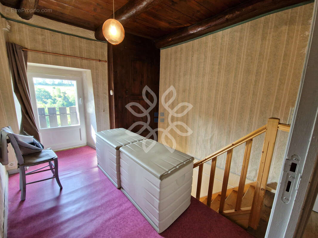 Maison à SAINT-JEAN-DE-NAY