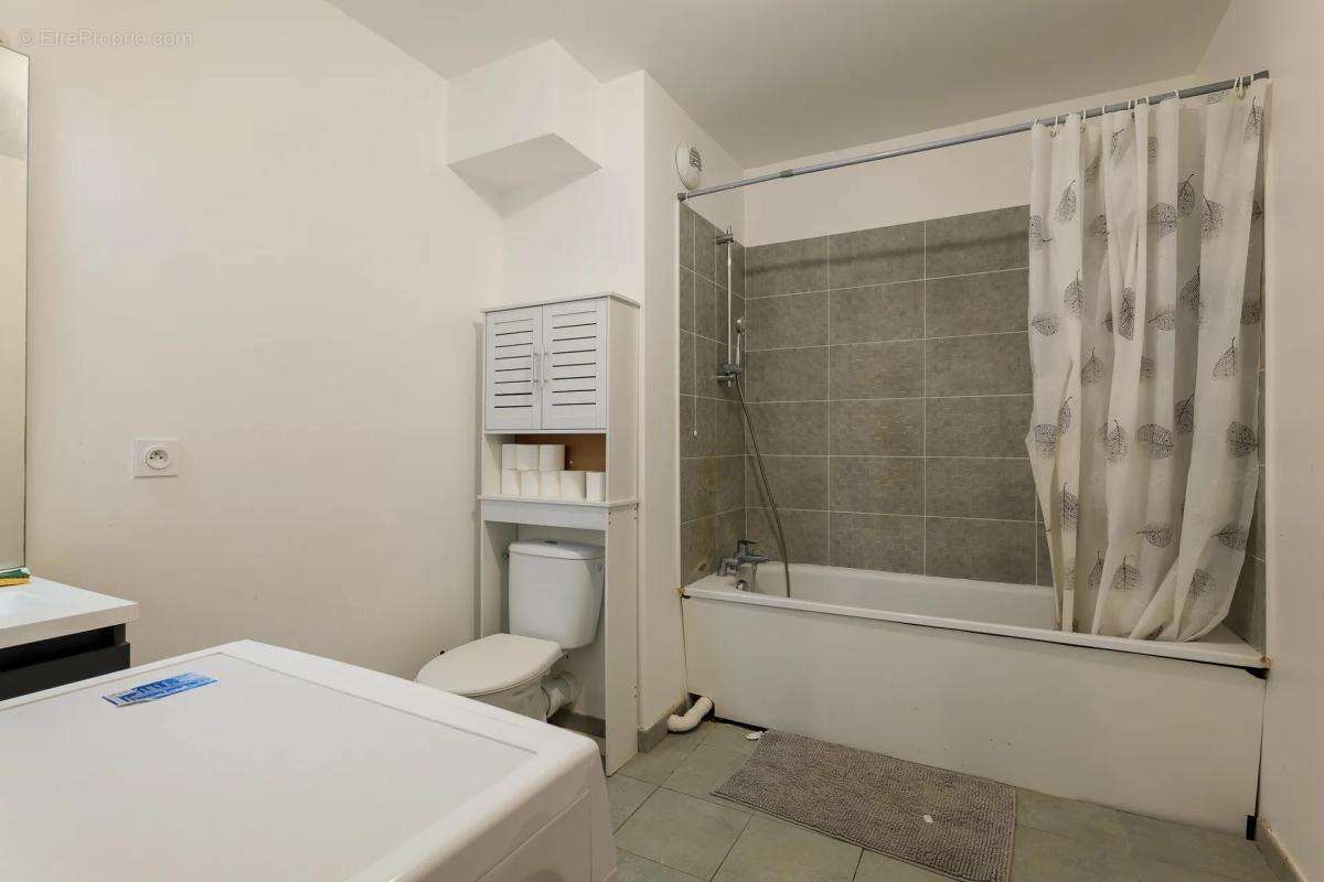 Appartement à LE BLANC-MESNIL
